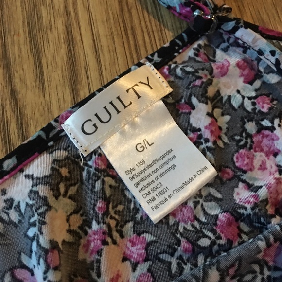 2/$30 Floral print romper - Picture 2 of 2